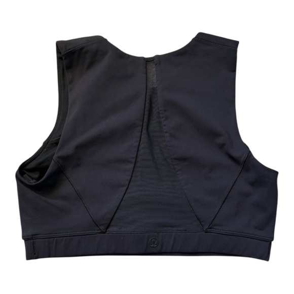 Lululemon Cropped Tank black size 6 mesh backing - Picture 2 of 3